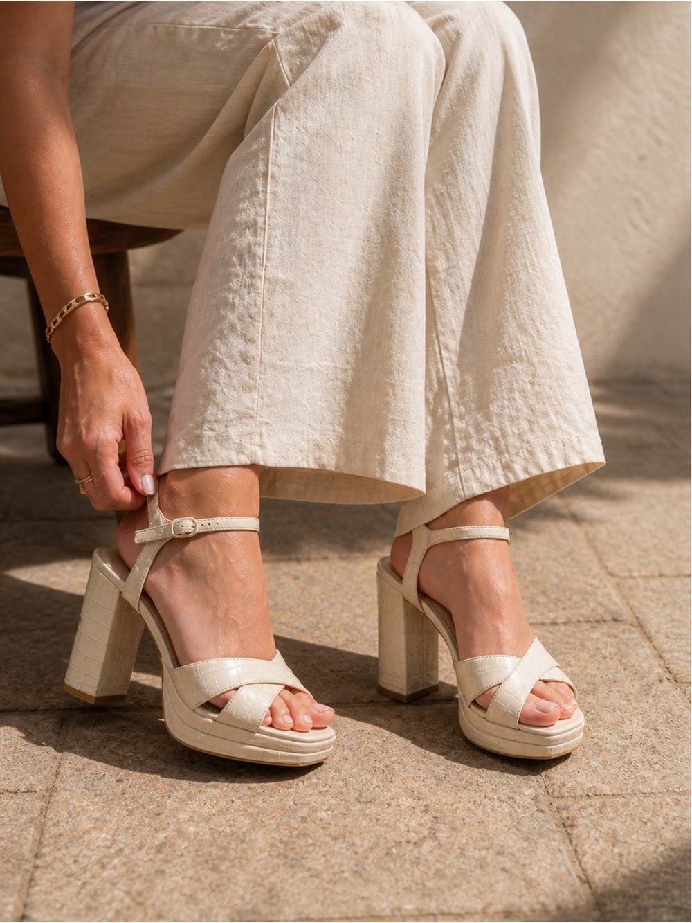 Arezzo Croc Embossed Platform Block Heel Sandals Nude US 9